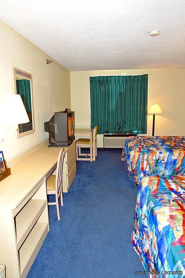 Motel 6-Columbia, Mo - East Eksteriør billede