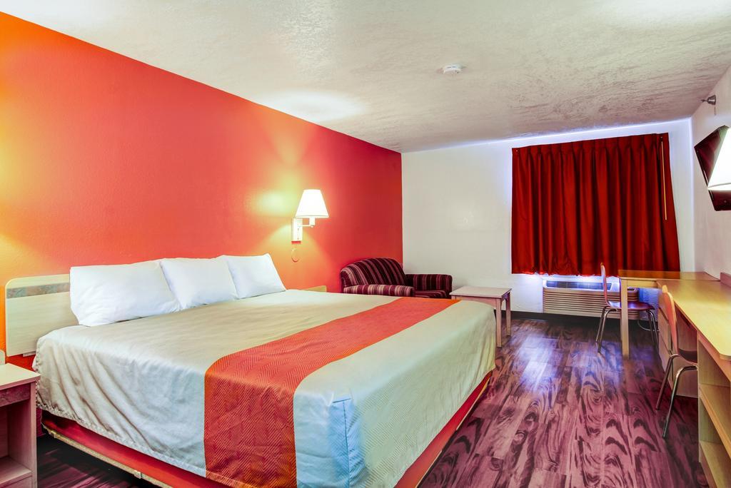 Motel 6-Columbia, Mo - East Eksteriør billede
