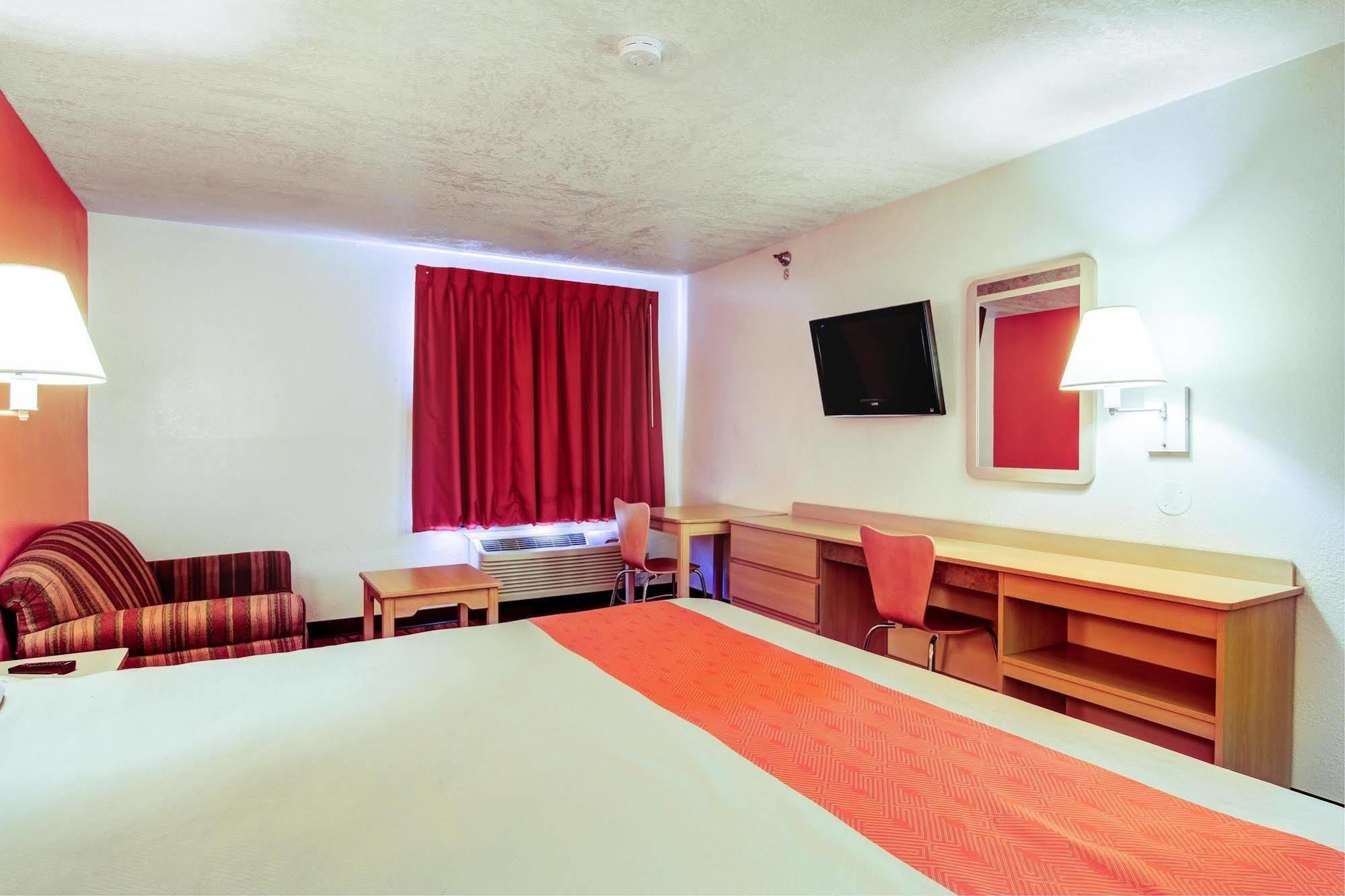 Motel 6-Columbia, Mo - East Eksteriør billede