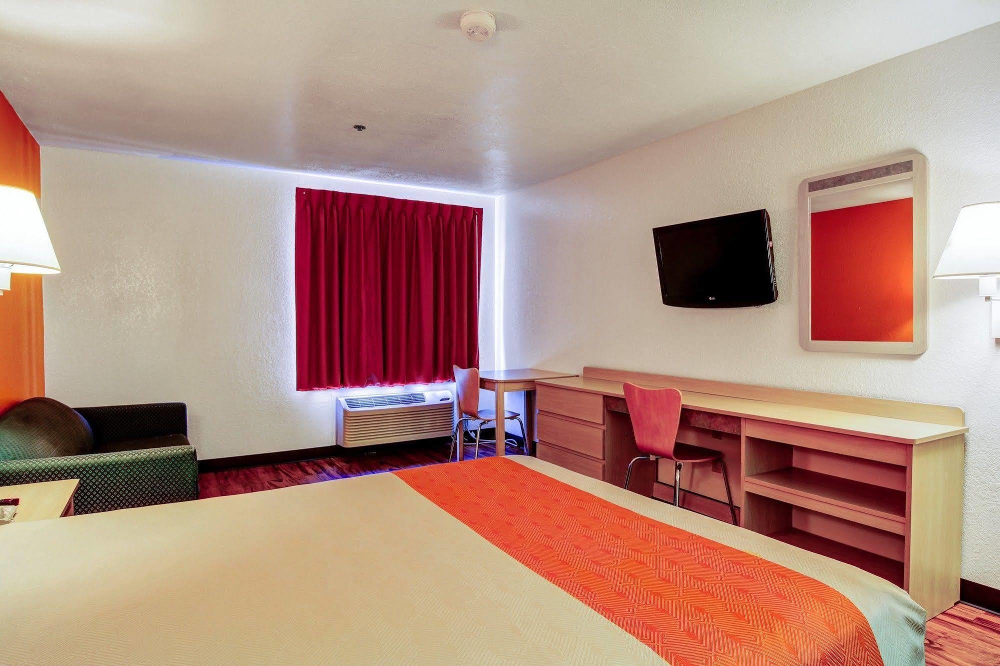 Motel 6-Columbia, Mo - East Eksteriør billede