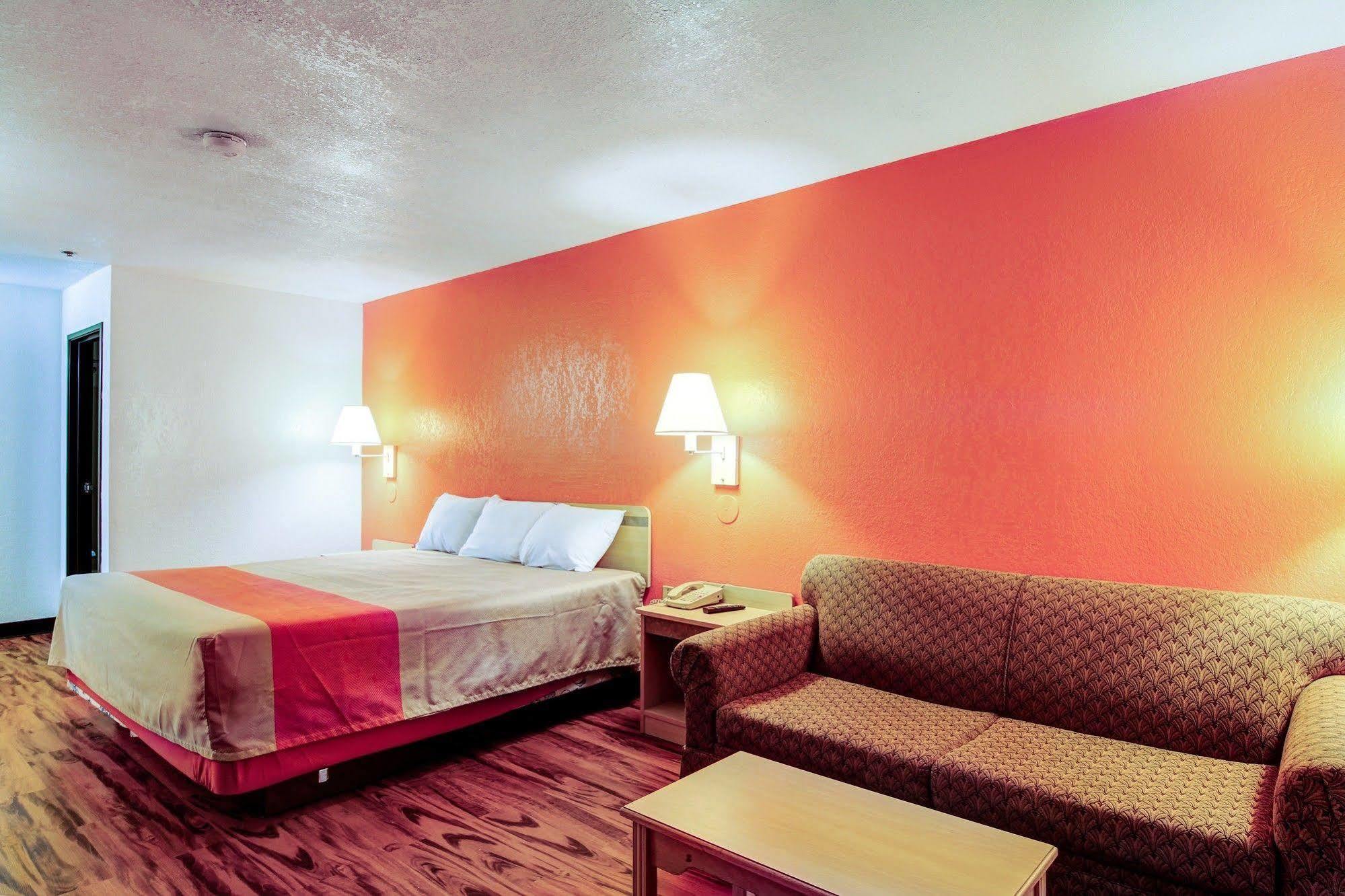 Motel 6-Columbia, Mo - East Eksteriør billede